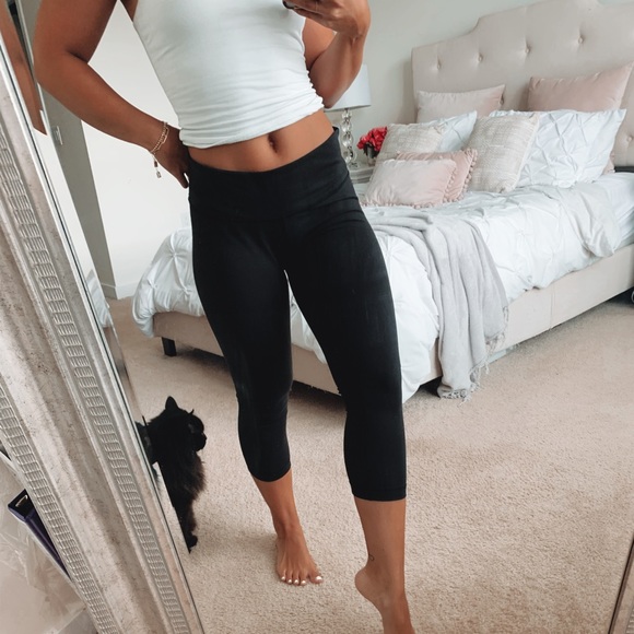 lululemon athletica Pants - Cropped Lululemon Leggings